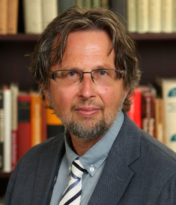 Dr. Stan Kutcher, psychiatry professor at Dalhousie University. (Nick Pearce/Dalhousie University)