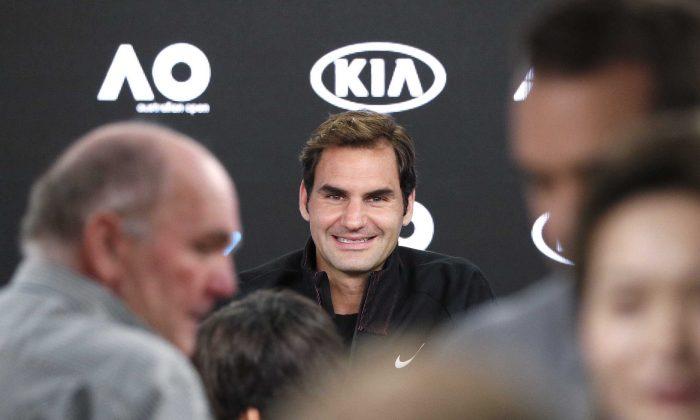 Federer Says He Should Not Be Favorite at 36
