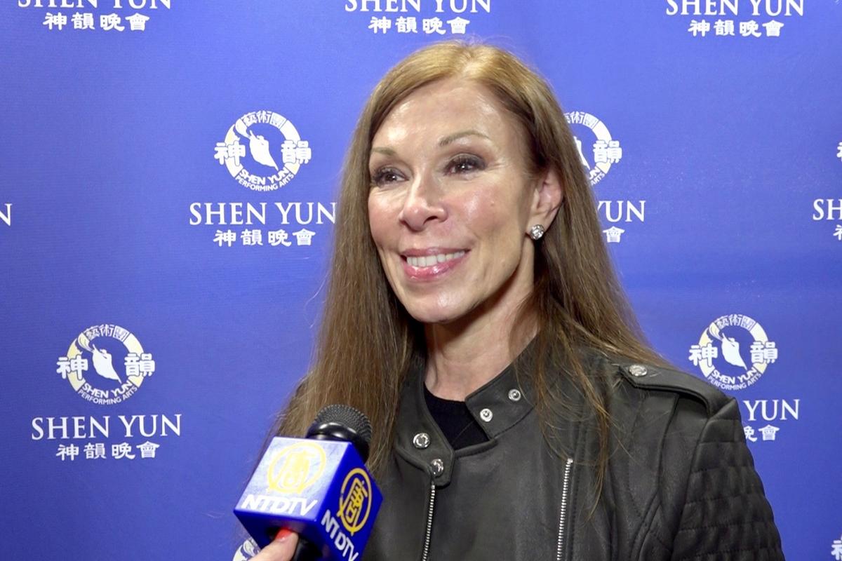 Shen Yun’s Soloist Amazes Adjunct Professor