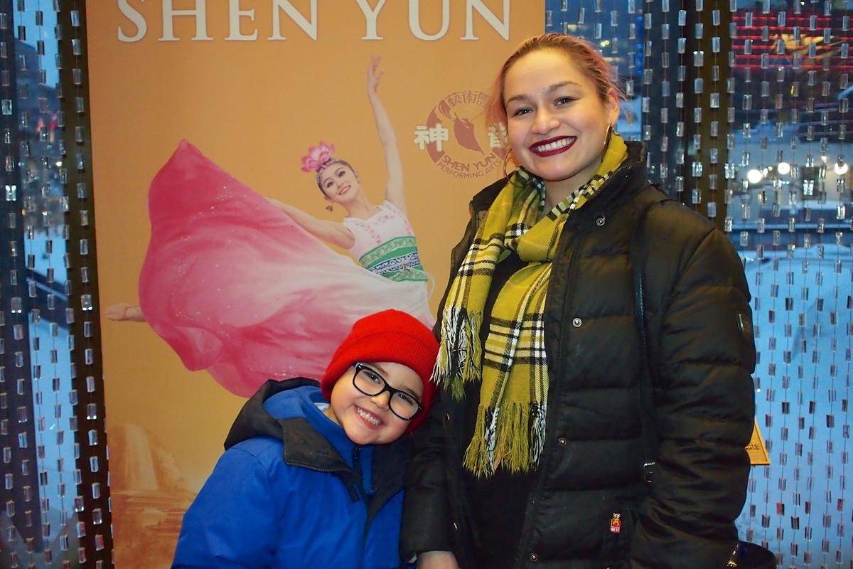Theatergoer Moved to Tears by Shen Yun