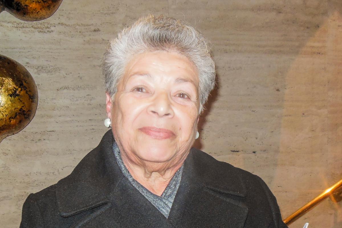 Director of Dance Team Finds Shen Yun Dancers Incredible