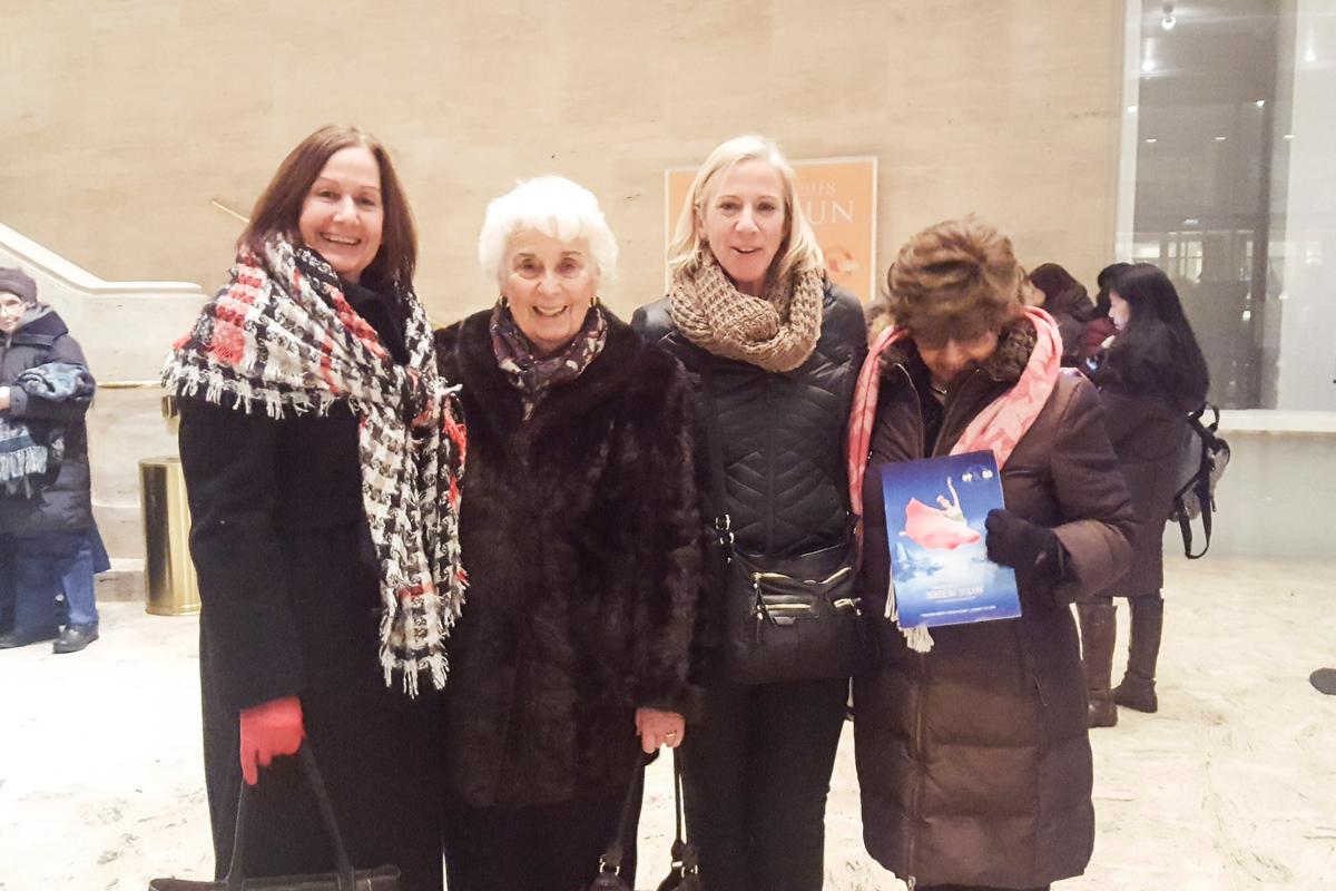 New Yorker Says Shen Yun, ‘We are so proud to have them here’