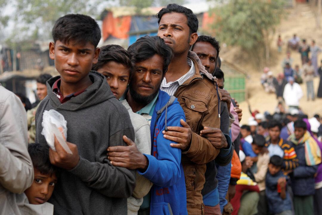 Bangladesh Agrees With Burma to Complete Rohingya Return in Two Years