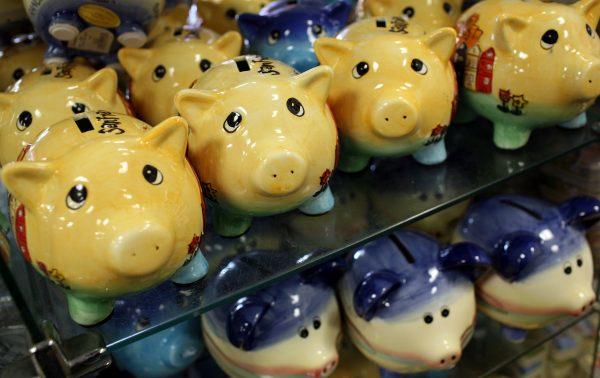 Piggy banks sit on the shelf at the After The Quake store in San Francisco, Calif. on Feb. 5, 2009. (Justin Sullivan/Getty Images)