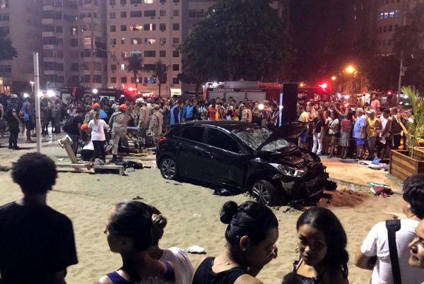 A vehicle that ran over some people at Copacabana beach is seen in Rio de Janeiro, Brazil Jan. 18, 2018. (Reuters/Sebastian Rocandio)