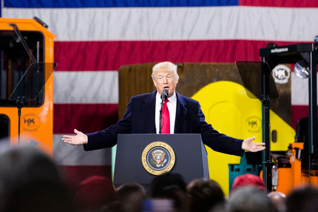 Trump Visits Pittsburgh to Promote Tax Cuts