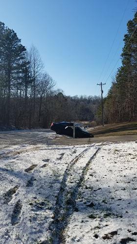 A car is stuck on the hill at Union Circle, Hall County (Hall County Sheriff)