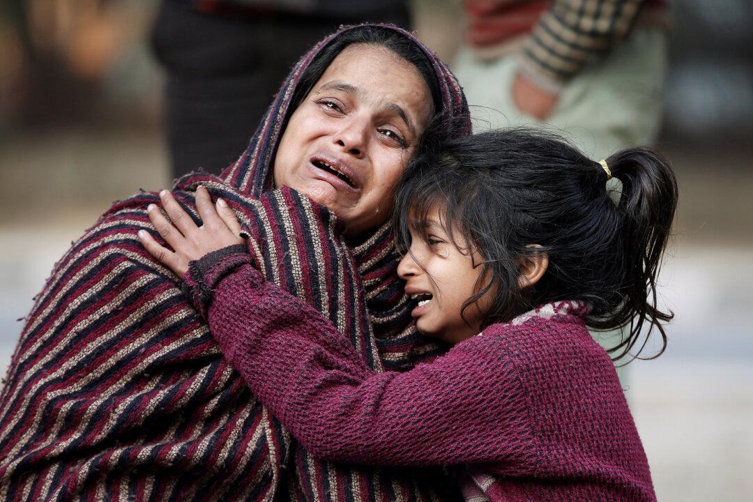 Fire at a Warehouse Near India’s Capital Kills 17 People