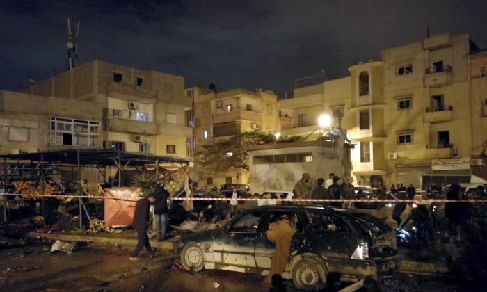 Twin Car Bombs Kill More Than 30 in Libya’s Benghazi