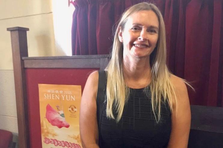 Perth Theatregoer: Shen Yun Dancers’ Costumes Beautiful to Watch