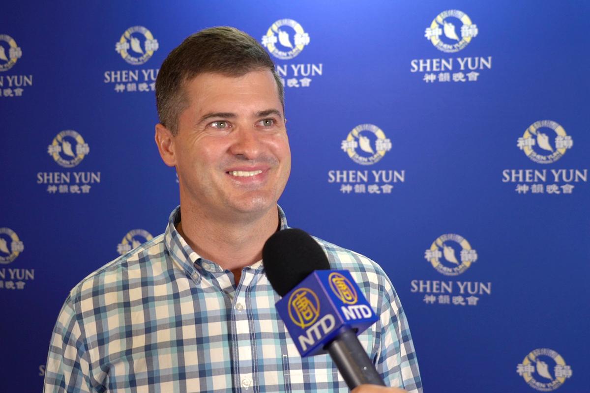 Shen Yun Is an Incredible Performance General Manager Says