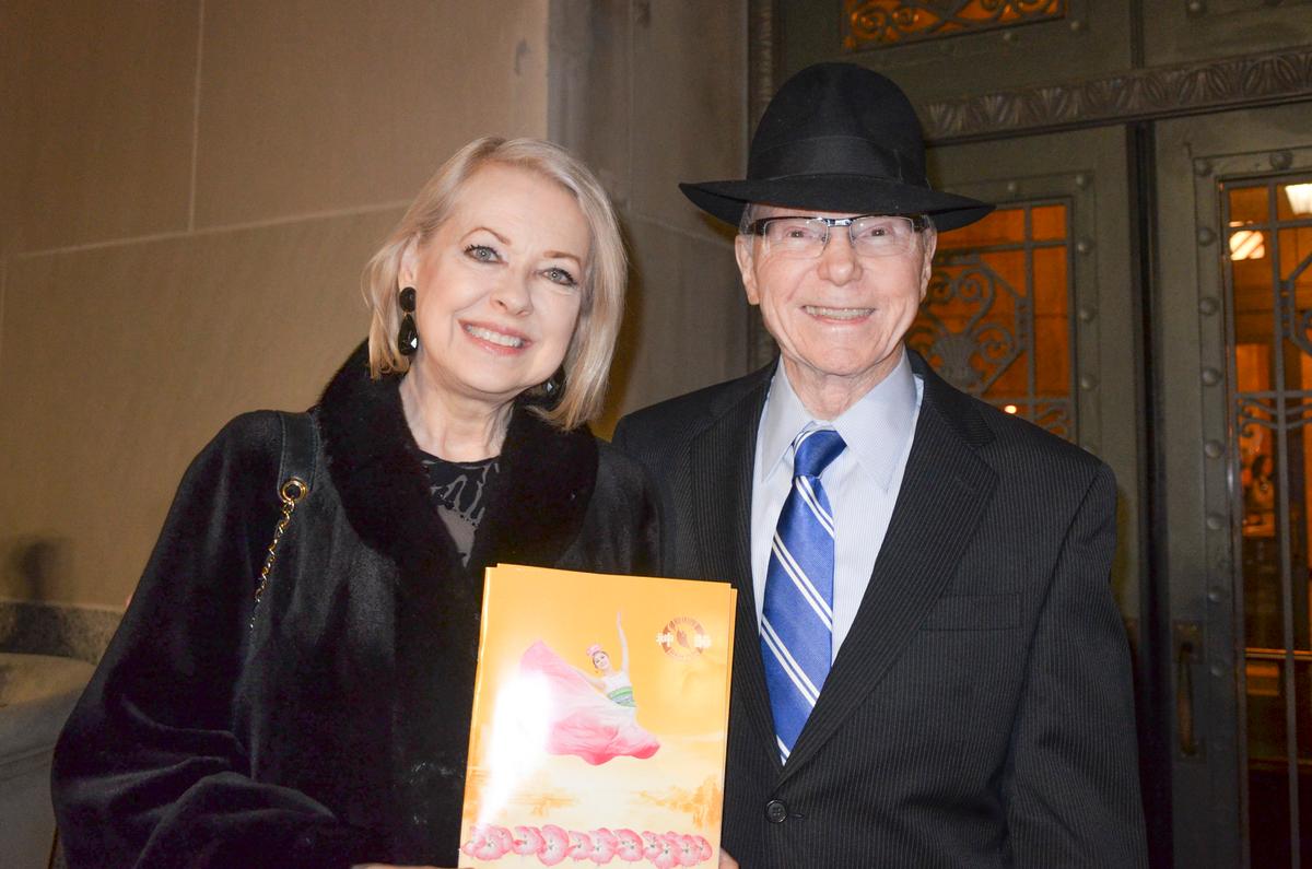 Former Opera Singer: Shen Yun Is Unique