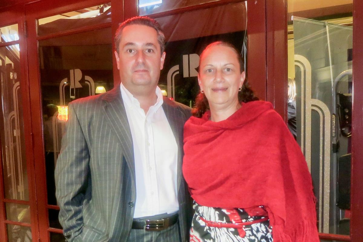 Accountant Finds Shen Yun’s Costumes Amazing