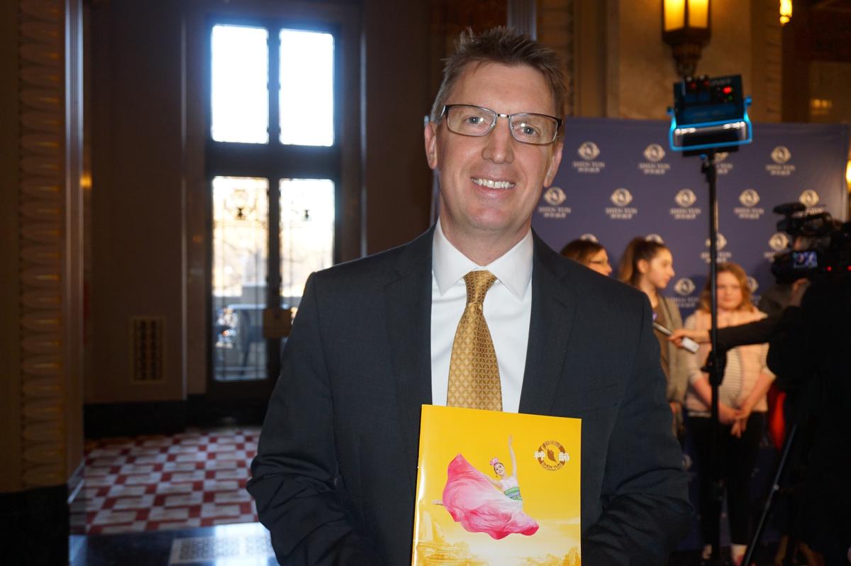 Traditional Chinese Culture Endures in Shen Yun