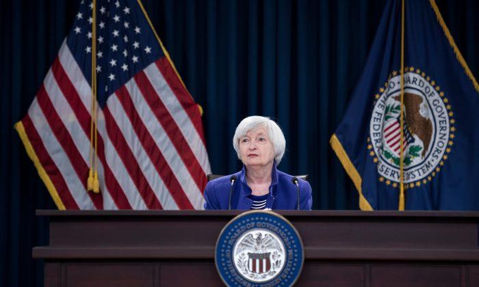 US Fed in Transition Doesn’t Rock the Boat