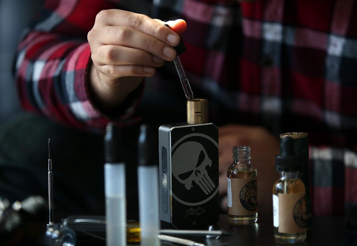 Army: Beware of Vaping Oil Dangers—2 Marines Dead, 60 Troops Sick