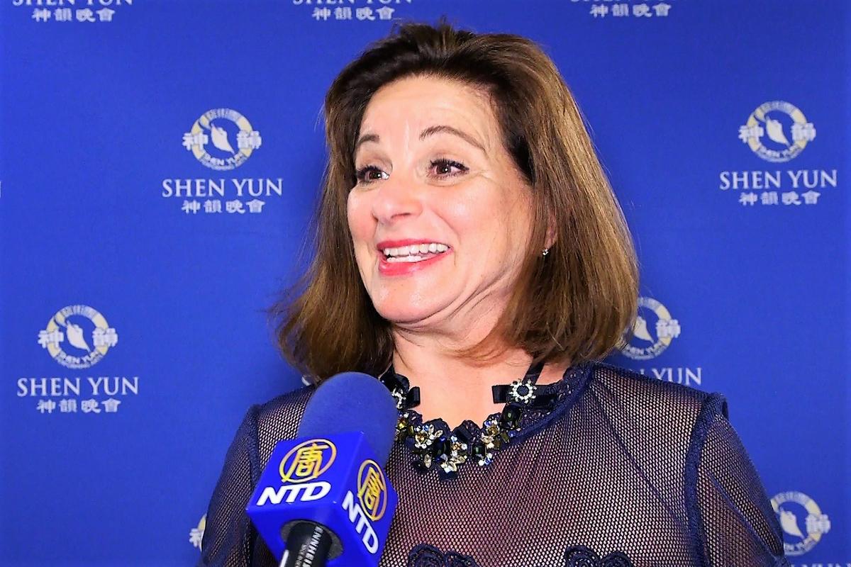 Insurance Company Owner Loved Shen Yun’s ‘Gracefulness and the Storytelling’