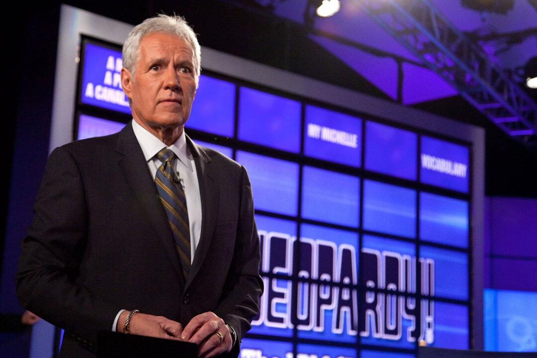 ‘Jeopardy!’ Host Alex Trebek Mocks Contestants After They Can’t Answer Questions About Football