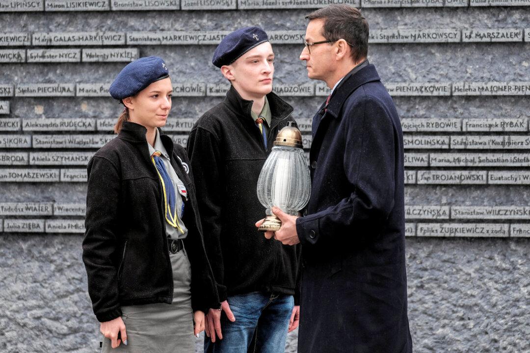 Pressure Mounts on Poland to Back Away From Holocaust Bill