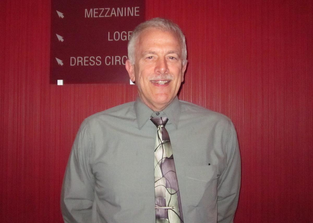 Neuroradiologist Calls Shen Yun ‘Visually Striking,’ Says Music is ‘Evocative’