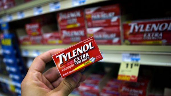 Extra Strength Tylenol is displayed in a drugstore in Washington, D.C., on July 5, 2006. (Brendan Smialowski/Getty Images)