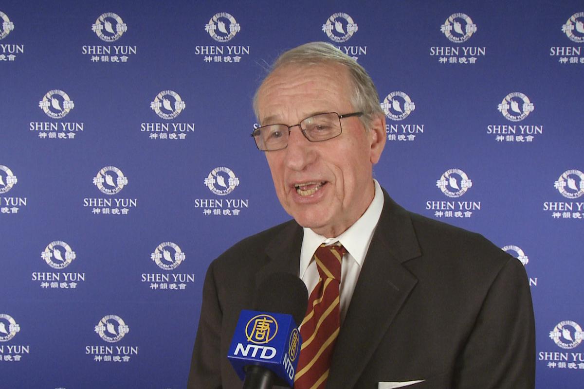 Solicitor Says Shen Yun Is a ‘Must See’