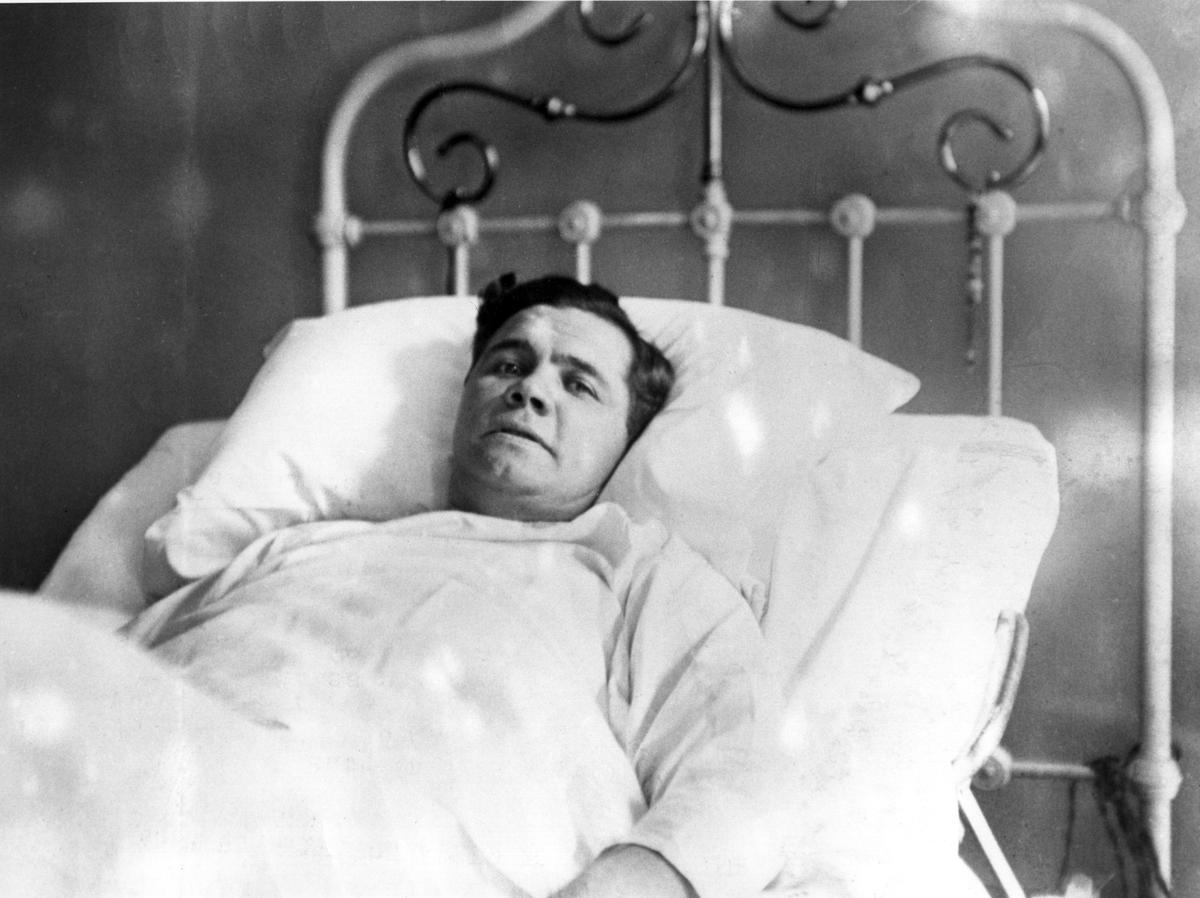 UNDATED: AN ILL BABE RUTH OF THE NEW YORK YANKEES BASEBALL TEAM LYING IN HIS HOSPITAL BED AT ST.VINCENT's HOSPITAL AND PHOTOGRAPHED FOR THE FIRST TIME SINCE HIS ILLNESS. (Allsport Hulton/Archive)