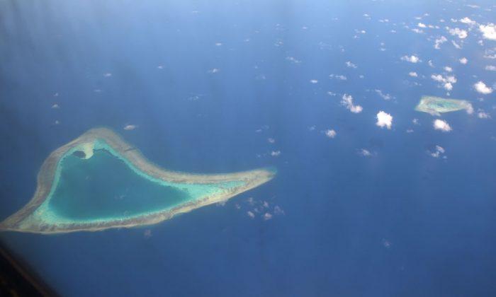 British Defense Secretary Says Warship Bound for South China Sea: Media