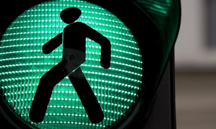 Taiwan’s Traffic Light Men Get Girlfriends Just in Time for Valentine’s Day