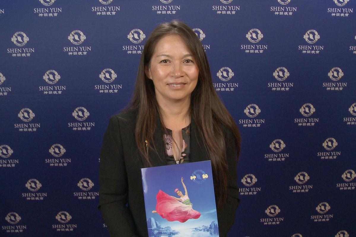 Councillor Says Shen Yun Is Fantastic