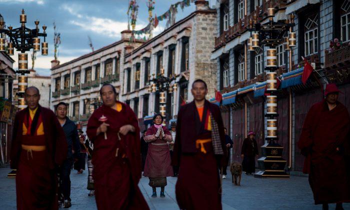 Sacred Tibetan Jokhang Monastery Catches Fire