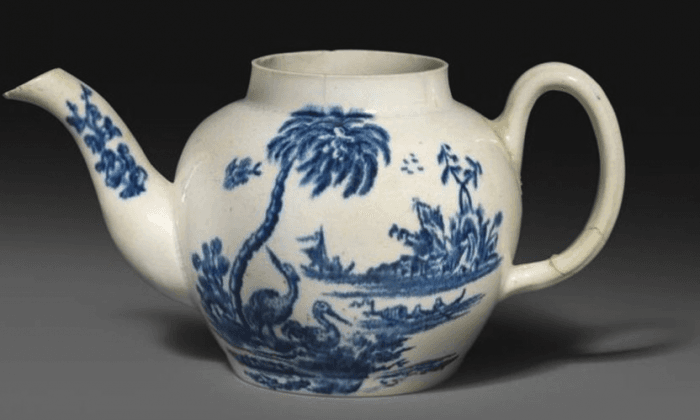 Broken Teapot Bought for 14 Pounds Sells for 575,000 Pounds