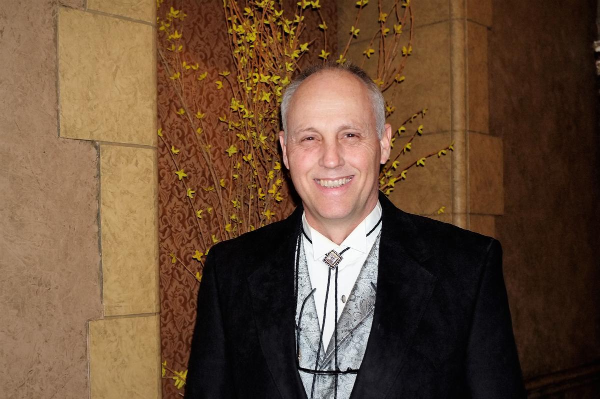 Shen Yun Creates a Sacred Space, Physician Says