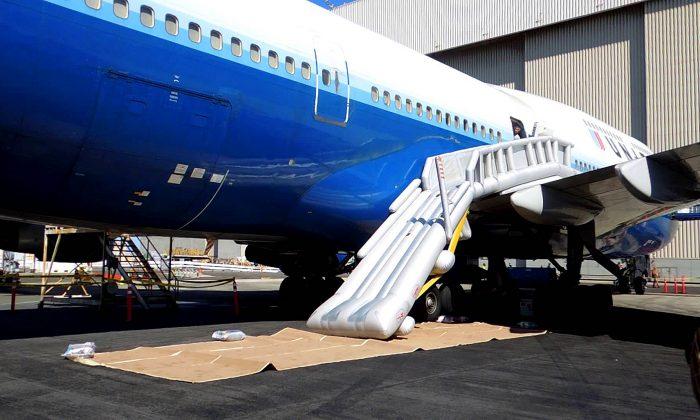 Passenger Uses Emergency Slide to Escape Flight From Newark to Tampa
