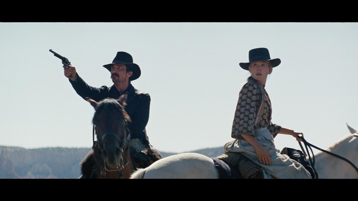 Capt. Joseph J. Blocker (Christian Bale) and Rosalie Quaid (Rosamund Pike), in “Hostiles.” (Lorey Sebastian/Yellow Hawk, Inc/Grisbi Productions, Le Waypoint Entertainment)