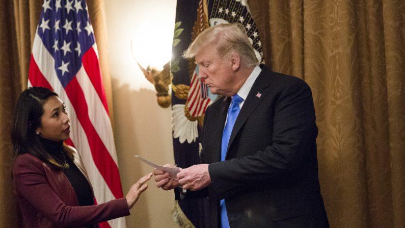 US Jobless Claims Fall to 49-Year Low Under Trump