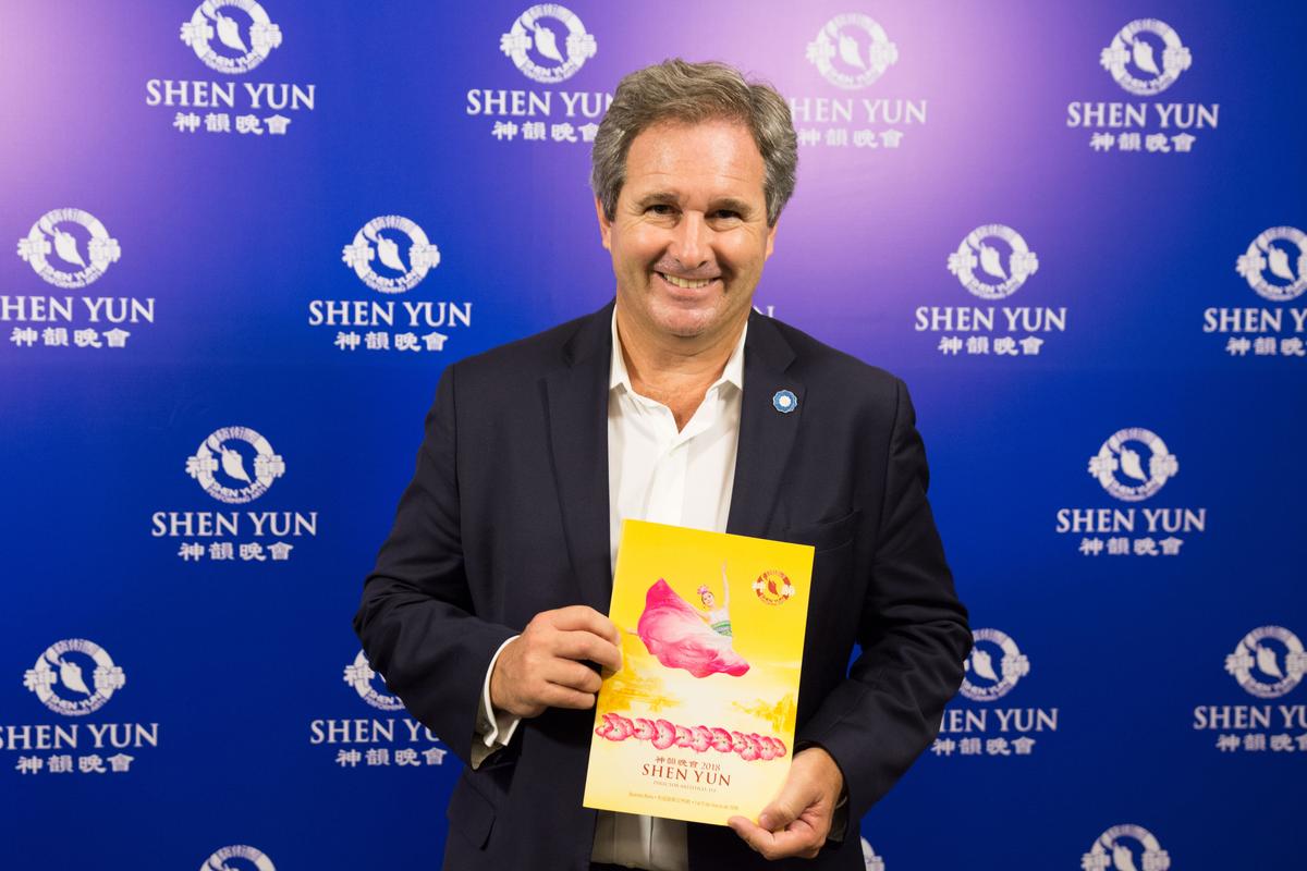 Shen Yun Truly Spectacular, Buenos Aires City Official Says