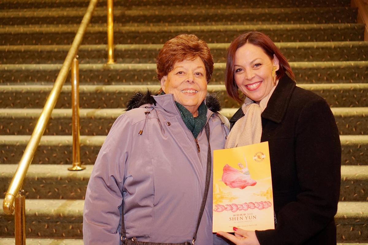 Choreographer Enjoys the Creativity and Artistry at Shen Yun