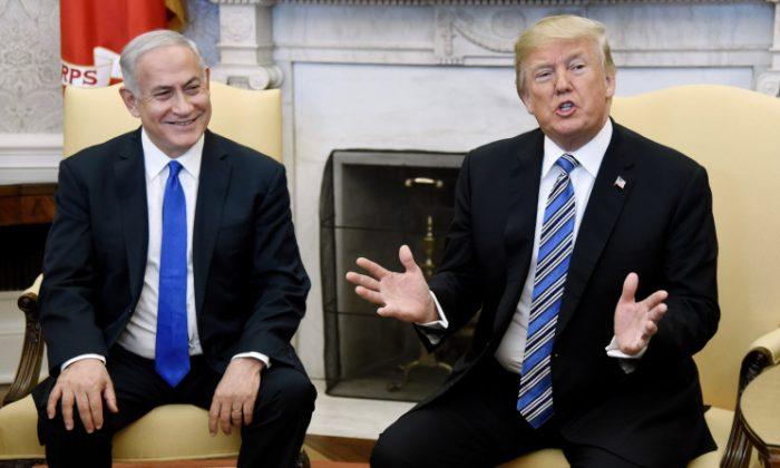After Years of Strained Relations With Obama, Netanyahu Gets VIP Treatment From Trump