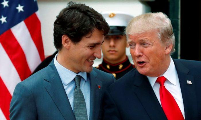 Trump, Trudeau Discuss Trade, NAFTA in Phone Call