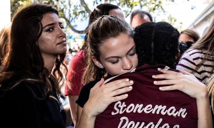 ‘Play Dead’ a Mom Tells Daughter in Florida School Shooting