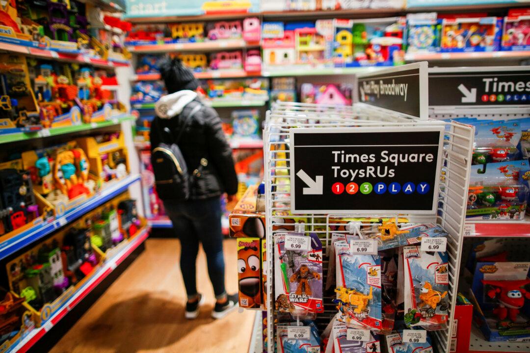 Toymakers Shares Tumble as Toys ‘R’ Us Prepares to Liquidate
