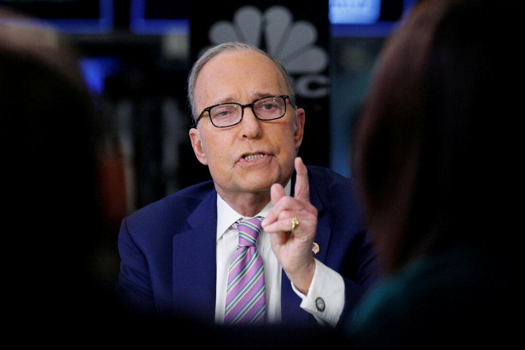 Trump Picks Larry Kudlow to Succeed Cohn as Top Economic Adviser