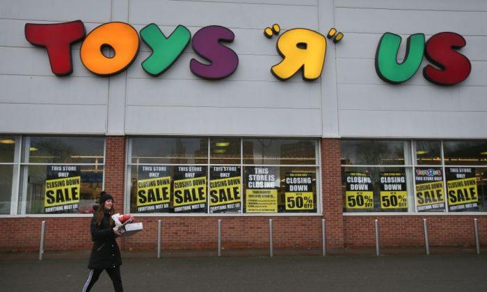Toys ‘R’ Us Goes out of Business, Leaving Void for Toy Lovers