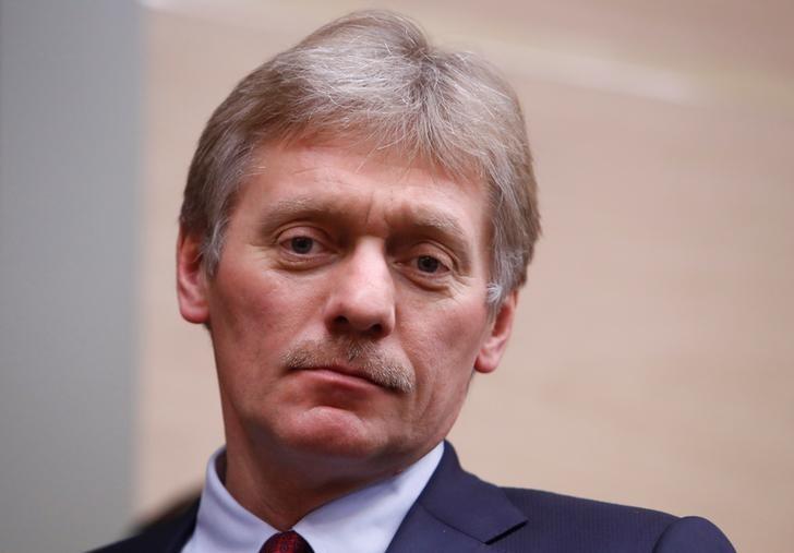 Kremlin spokesman Dmitry Peskov arrives for the meeting with officials of Rostec high-technology state corporation at the Novo-Ogaryovo state residence outside Moscow, Russia Dec. 7, 2017. (Reuters/Sergei Karpukhin)