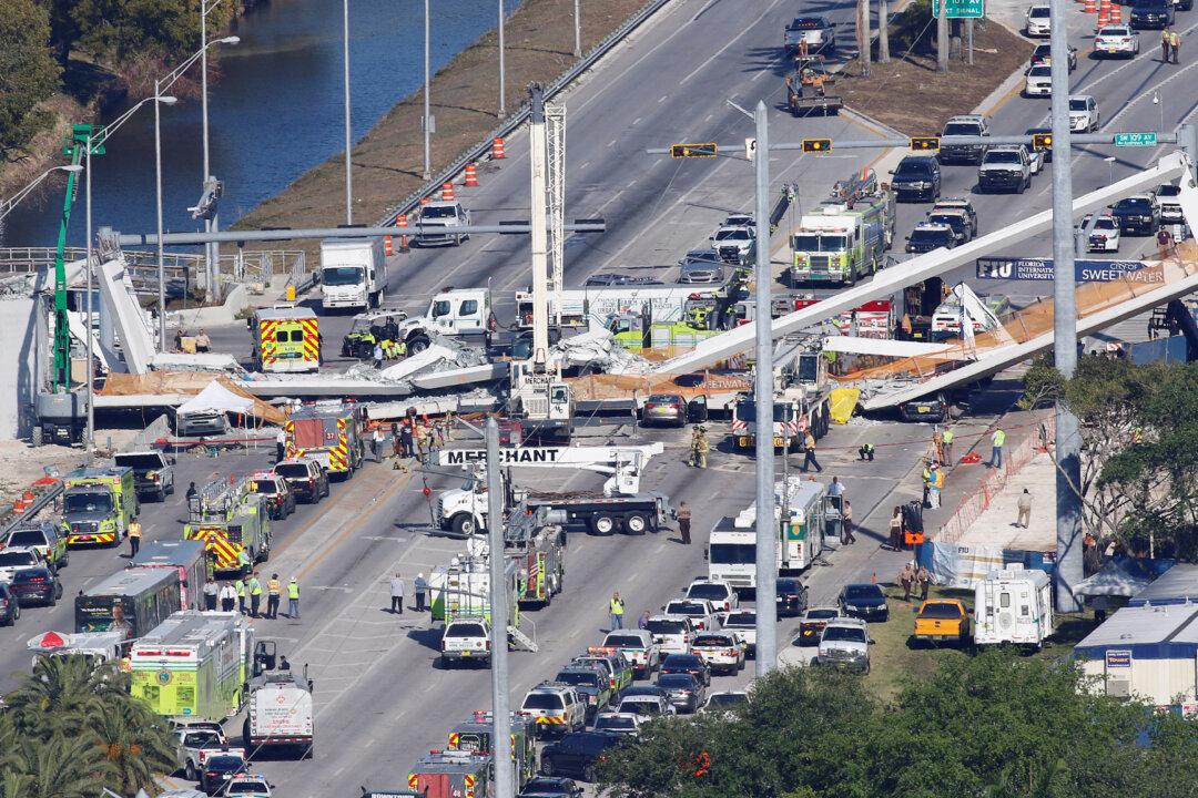 Florida Foot Bridge Collapse Leaves 4 People Dead