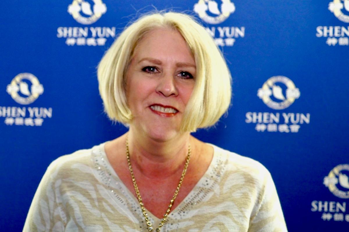 Shen Yun Dancing ‘So Fluid and Flowing,’ Florida Theatergoer Says