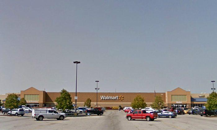 Young Man Shocks Older Veteran, Other Shoppers at Iowa Walmart