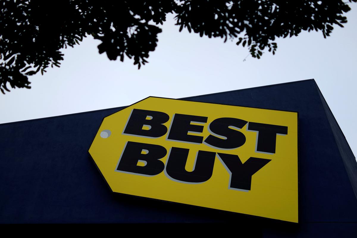 With Sales Still Surging, Best Buy Raises Prospects for 2021