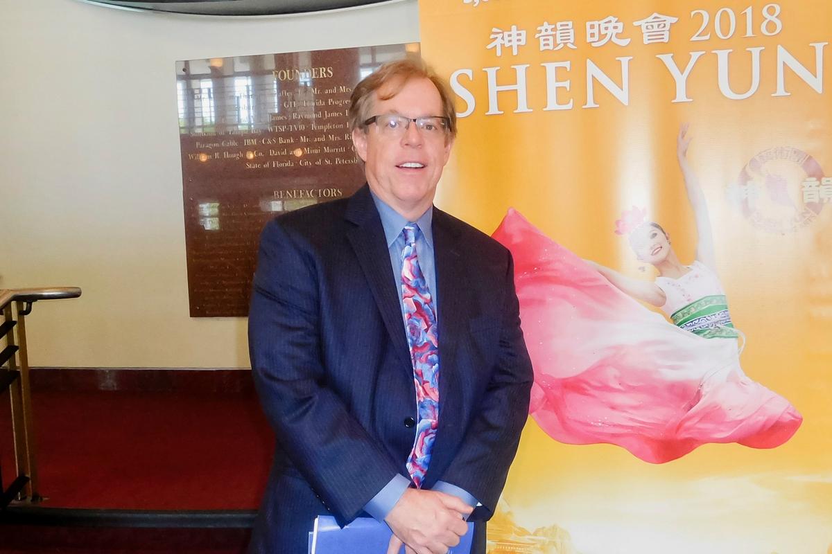 Shen Yun a Masterpiece, Physician Says